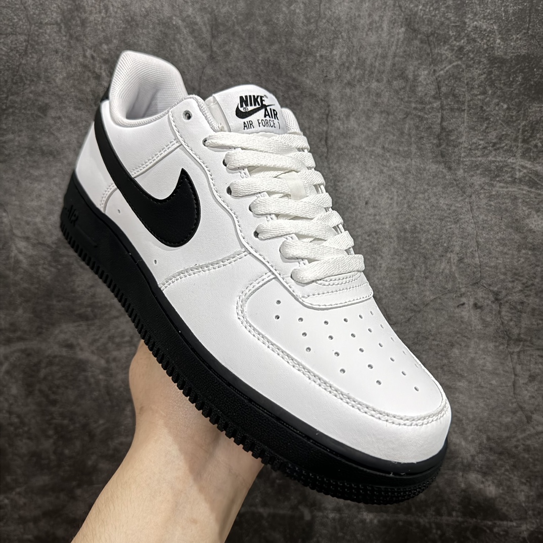 纯原版NikeAirForce1Low07白黑原楦头原纸板打造纯正低帮空军版型专注外贸渠道全掌内置蜂窝气