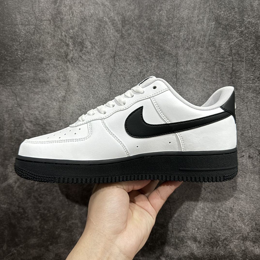 纯原版NikeAirForce1Low07白黑原楦头原纸板打造纯正低帮空军版型专注外贸渠道全掌内置蜂窝气