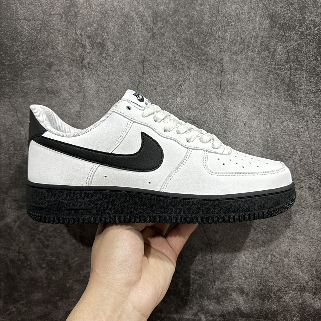 纯原版NikeAirForce1Low07白黑原楦头原纸板打造纯正低帮空军版型专注外贸渠道全掌内置蜂窝气