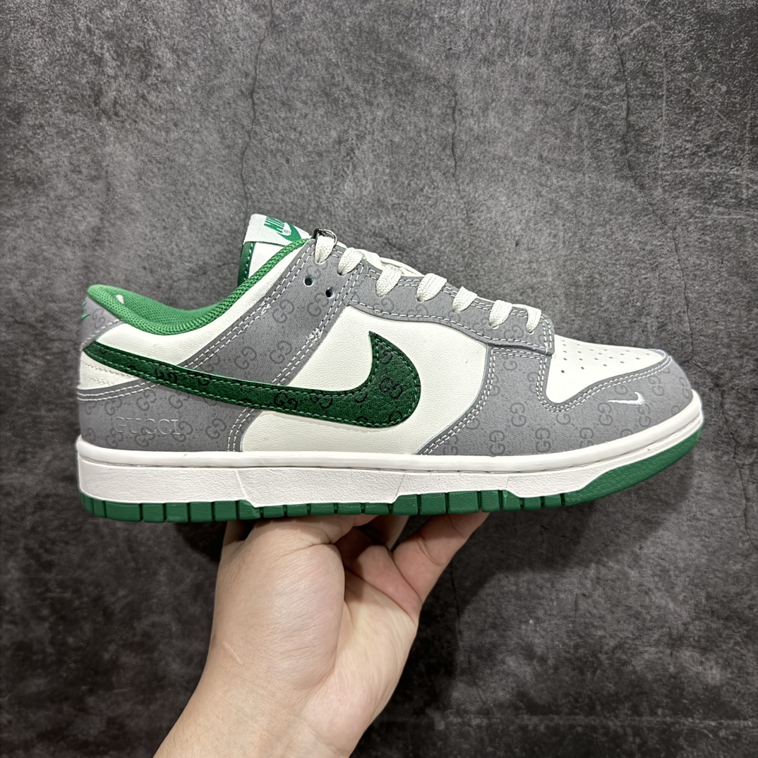 【定制版】Nk SB Dunk Low 古驰联名-暗纹双G灰绿勾 周年高端定制 低帮休闲板鞋rn#定制鞋盒 大厂纯原品质出货 超高清洁度 皮料切割干净无任何毛边 细节完美 货号：SF1588-134r 尺码：36 36.5 37.5 38 38.5 39 40 40.5 41 42 42.5 43 44 44.5 45 编码：HXS320340-莆田鞋批发中心