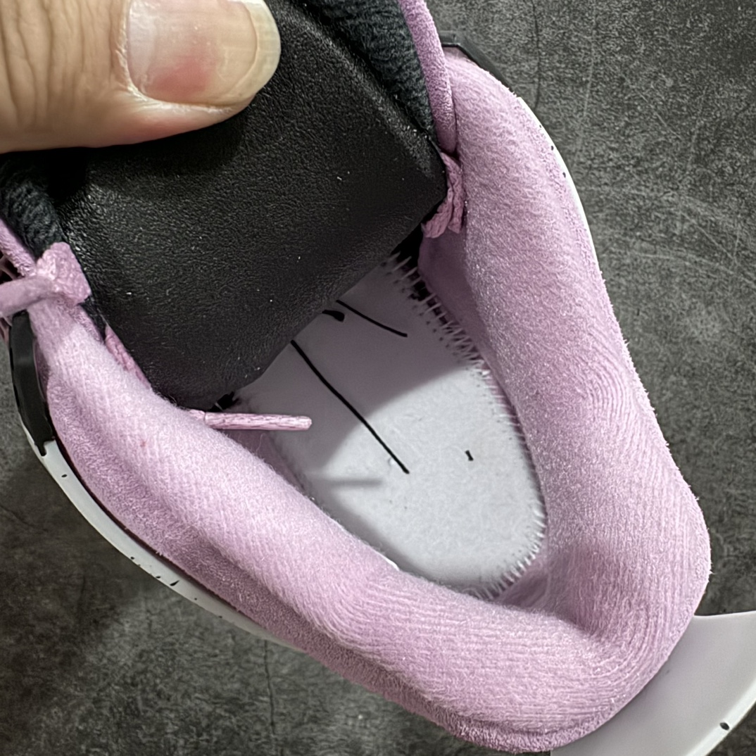 图片[9]-【原厂版】Air Jordan AJ4 WMNS \”Orchid\”n猛男粉 AQ9129-501 n全新升级改良 原鞋原楦原纸板同源开发 完美呈现乔4的版型 内侧正确双色网格 还原细节 原厂皮料 正确气垫颜色 正确网格工艺 正确拉帮工艺 全鞋原装材料制作 原档案原模具打造 支持全方位与正品对比  尺码：40 40.5 41 42 42.5 43 44 44.5 45 46 47.5 编码：X10380420-鞋库