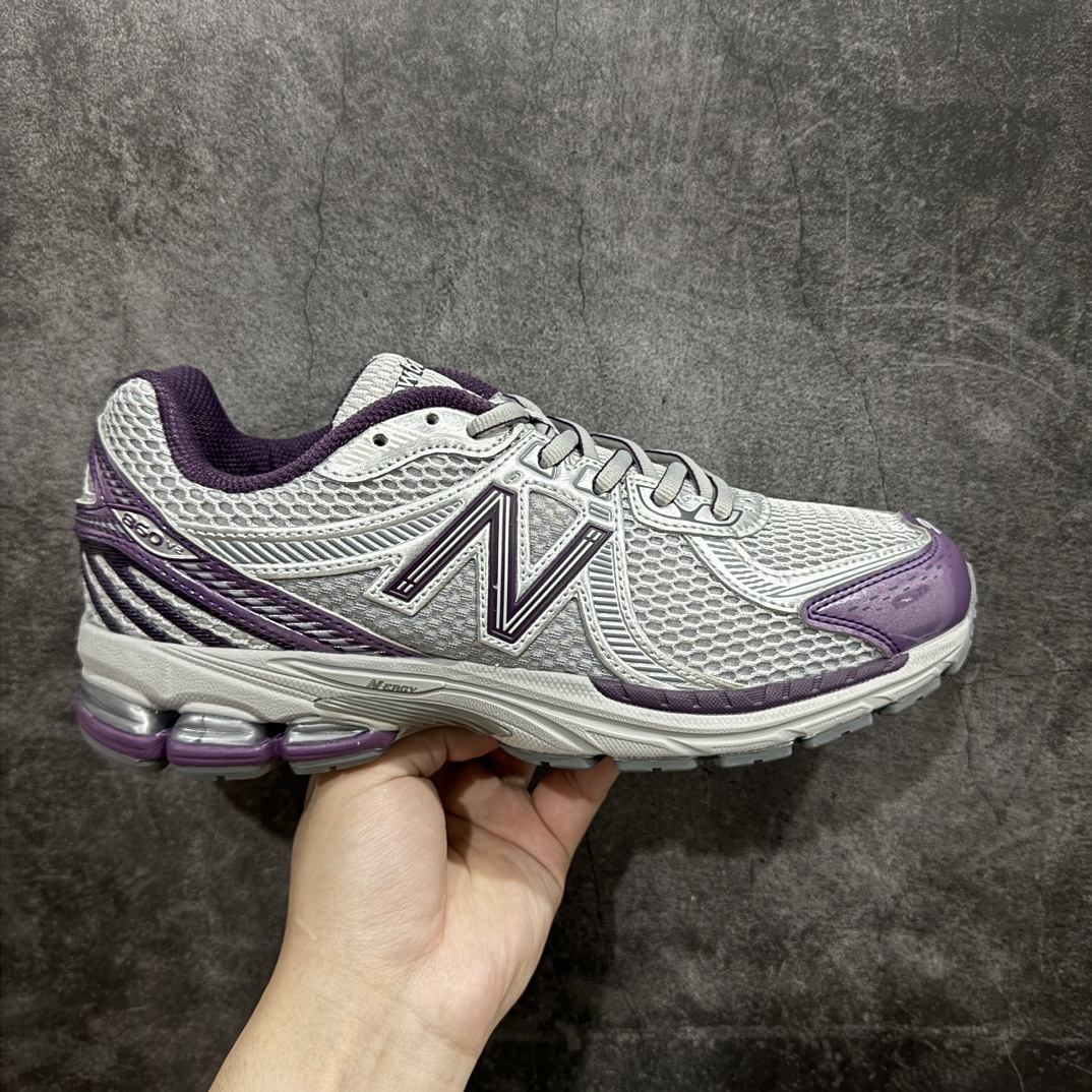 【K版】NB 860 V2  New Balance ML860PP2系列新百伦经典复古老爹风休闲运动慢跑鞋 采用丝光猪巴皮革拼接透气网眼织物鞋面#T-Beam大底提供足步弓支撑，保持步态稳定 后跟搭载外露缓震胶❗ 货号：ML860PP2银酒红 Size：36 – 45（半） 编码：HXS250270-莆田鞋批发中心