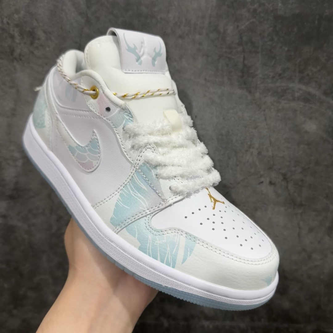 JordanAirJordan1蒸汽木偶CNY龙年限定青帘烟雨青白官方同步新色原装级产物拒绝公底立体鞋型