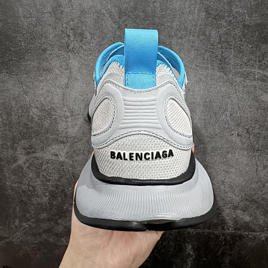 图片[4]-【OK纯原版本】巴黎世家BALENCIAGA Circuit Sneakers 环道系列低帮复古阔型底姥爹风潮流百搭休闲慢跑鞋 灰绿色nn男女鞋 配件防尘袋及附送鞋带n原档案原楦数据开发。n采用轻量透气网织布组合纤维革鞋面材质n内嵌加厚EVA环型鞋垫全新开发3层私模,搭载轻量发泡EVA缓震中底,组合防滑橡胶大底❗ 尺码：35-46 编码：DF400430-鞋库