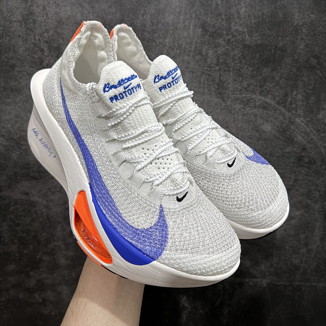 【GT纯原】Nk Zoom VaporFly Next% 3 \”Prototype\” 2024年全新超级马拉松跑鞋 HF7357-900  鞋款搭载两个Airzoom缓震配置,全掌型碳纤维板,缔造出色推进感;中底ZoomX 泡绵从后跟延伸至鞋头,超强回弹性  尺码:36 36.5 37.5 38 38.5 39 40 40.5 41 42 42.5 43 44 44.5 45 46 47.5-选品中心