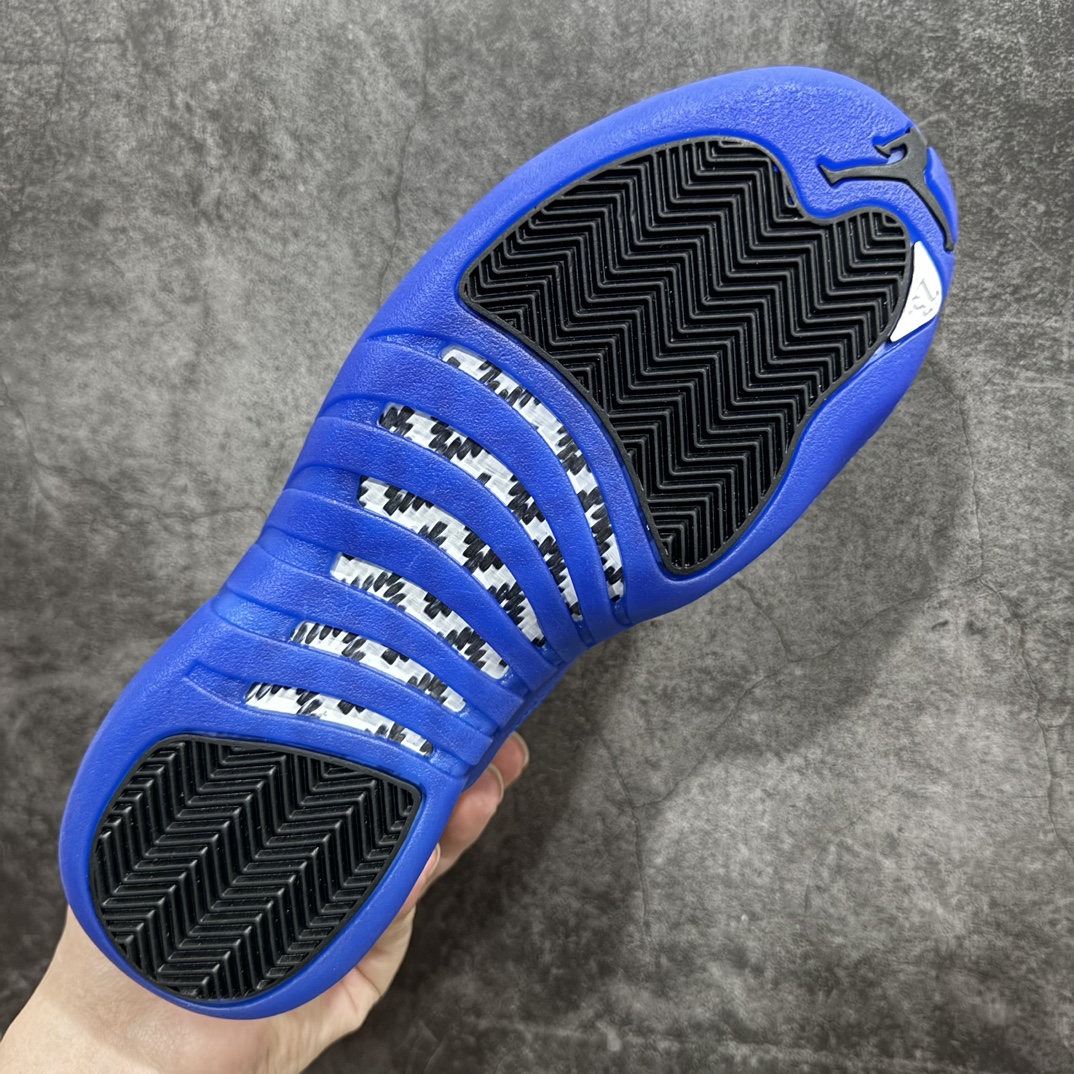 图片[9]-【外贸版】Air Jordan AJ12 Retro 白蓝高帮“Blueberry”CT8013-140n正确版本 原楦原纸板开发原汁原味12代鞋型 进口原厂皮料真碳板 原装材料 原厂定制金属扣 原厂电绣 细节到位nSIZE：40 40.5 41 42 42.5 43 44 44.5 45 45.5 46 47.5 编码：777470500-莆田鞋批发中心