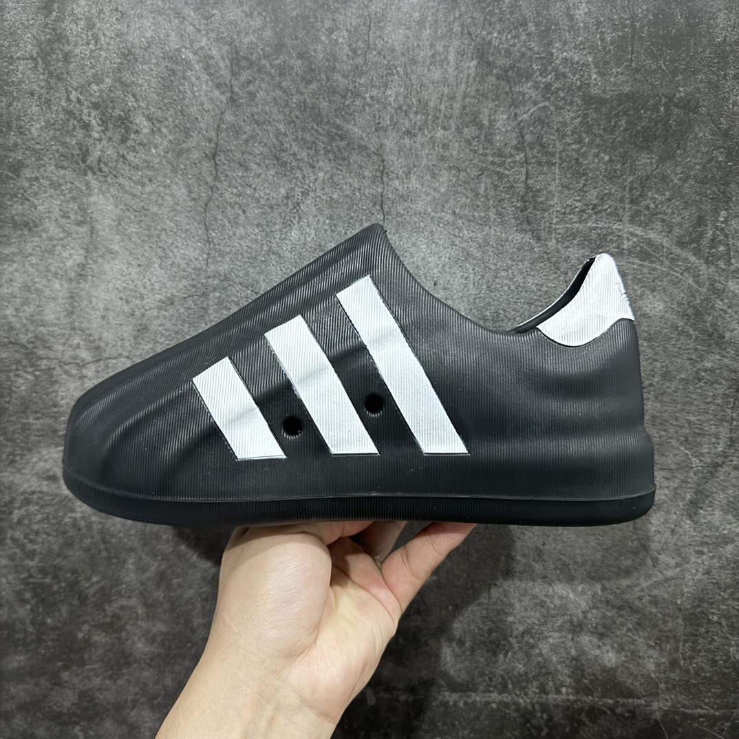 图片[2]-【DT版】adidas originals AdiF OM Superstar Mule 黑白色 网红爆款鸭掌全拖鞋注意区别市场版本n原鞋开模打造 1：1制作n材料 重量都同步原版 市面其他版本太轻 对比差距一目了然💪🏻nn此款以简约大方的造型设计，给人以随性休闲的时尚格调，穿着舒适轻便，运动灵活自如，满足日常个性穿搭。 货号：HQ8752 Size：35.5 36.5 37 38 38.5 39 40 40.5 41 42 42.5 43 44 44.5 45  编码：DT160180-莆田鞋批发中心