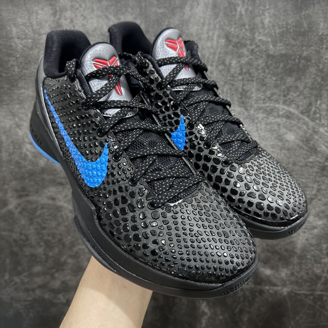 【S2纯原】Nike Kobe 6 科比6黑蓝 869457-007nS2纯原生产线 科比六代#Zoom Turbo气垫➕后掌EVA缓震 实战配置直接拉满n#原楦纸板开发 鞋身流线型、后跟塑形，区分土肥圆n#原档数据3D打印 鞋面蛇鳞一颗一粒匹配原版n#全身鞋材卡料色独家定制 唯一正确喷漆SWOOSH#NK专利Flyknit飞线科技，给予鞋身足够抗扭矩力n#真实底模最大47.5  实战利器 专供海外市场 Size：40 40.5 41 42 42.5 43 44 44.5 45 46 47.5 48.5n（脚宽、脚胖 建议买大半码） 编码：OG440460-鞋库