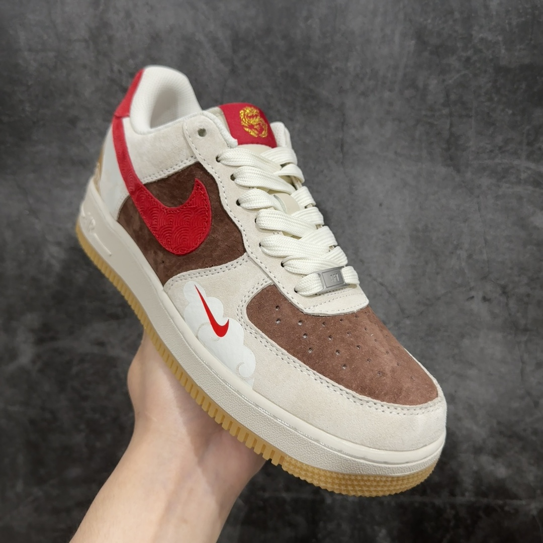 公司级NikeAirForce1Low07龙年限定灰红棕腾云驾雾原楦头原纸板打造纯正低帮空军版型专注外贸