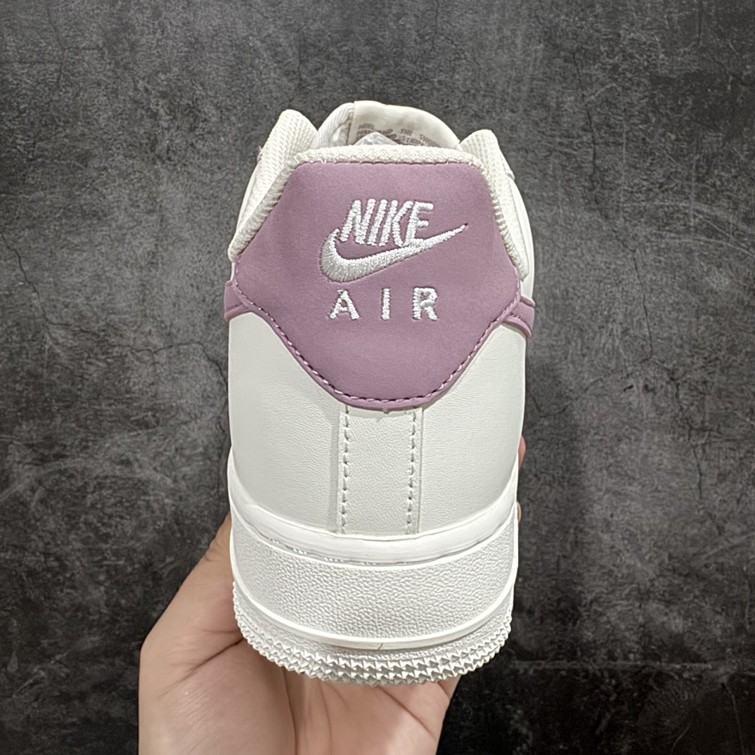 200 小红书爆款 Nike Air Force 1 Low '07 “莓紫”配色低帮空军一号休闲板鞋  CQ5059-228