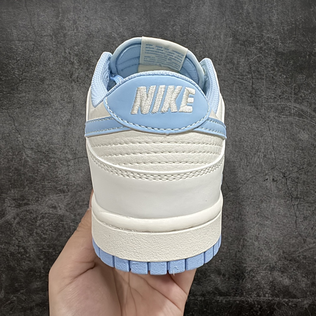 图片[4]-【定制版】Nk SB Dunk Low Supreme联名-天蓝帆布 周年高端定制 低帮休闲板鞋rn#定制鞋盒 大厂纯原品质出货 超高清洁度 皮料切割干净无任何毛边 细节完美r 货号：BB6698-513 尺码：36 36.5 37.5 38 38.5 39 40 40.5 41 42 42.5 43 44 44.5 45 编码：HXS320340-莆田鞋批发中心