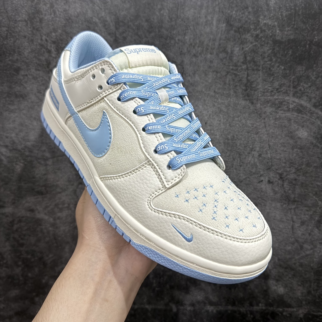 图片[3]-【定制版】Nk SB Dunk Low Supreme联名-天蓝帆布 周年高端定制 低帮休闲板鞋rn#定制鞋盒 大厂纯原品质出货 超高清洁度 皮料切割干净无任何毛边 细节完美r 货号：BB6698-513 尺码：36 36.5 37.5 38 38.5 39 40 40.5 41 42 42.5 43 44 44.5 45 编码：HXS320340-莆田鞋批发中心