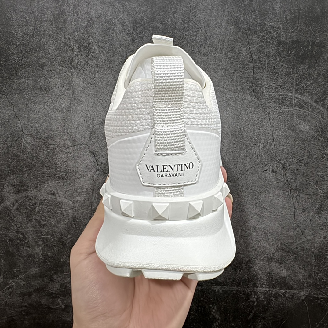 图片[4]-【广东纯原版本】Valentino FW 24 New Arrival～华伦天奴 VT 2024早春 Freedots运动鞋 ！顶级版本！n#原版购入开发 追求最高品质 全部采用原版1:1材料制作，独家开模！所有细节严格要求，力求完美无瑕。🎁专柜同步全套包装n✔️面料:贾卡！原版 1:1 工艺制作n✔️内里:进口莱卡布n✔️大底:原版吸模材质大底 舒适耐磨n✔️码数！男39～45 编码：KH440460-鞋库