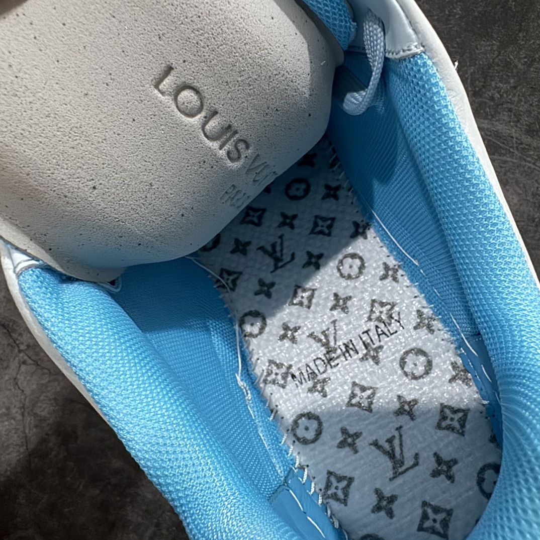 图片[8]-【佛山顶级超A版】Louis Vuitton LV Trainer系列本地仓库现货 当天可取n私人订单 专柜混卖零售专供n所有配色均为购买原版复刻n整体版型 皮料 市场独一无二后跟版型都可以自行对比[机智]吊打市场所有货n怒甩十条街，欢迎拿市场各大工厂的货来对比！n鞋舌烫金超正 压印程度秒杀市面90%以上的高端货n新配色陆续开发出货  尺码：39-45   编码：T1550580-鞋库