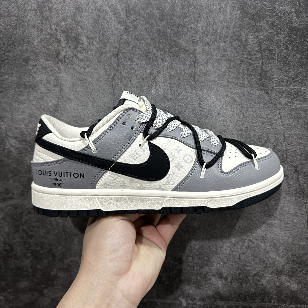 【定制版】Nk SB Dunk Low LV联名-星空灰 周年高端定制 低帮休闲板鞋 JJ5688-104rn#定制鞋盒 大厂纯原品质出货 超高清洁度 皮料切割干净无任何毛边 细节完美 r 尺码：36 36.5 37.5 38 38.5 39 40 40.5 41 42 42.5 43 44 44.5 45  编码：HXS340360-鞋库