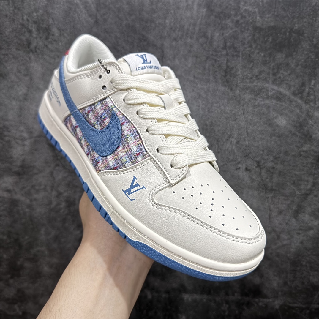 图片[3]-【定制版】Nk SB Dunk Low LV联名-米蓝小香风 周年高端定制 低帮休闲板鞋 XX2025-323rn#定制鞋盒 大厂纯原品质出货 超高清洁度 皮料切割干净无任何毛边 细节完美 r 尺码：36 36.5 37.5 38 38.5 39 40 40.5 41 42 42.5 43 44 44.5 45 编码：HXS320340-鞋库