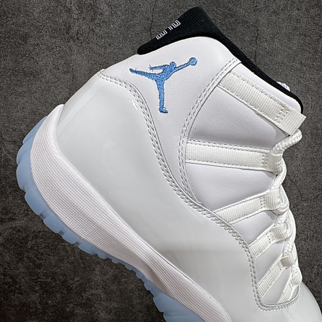 图片[7]-【xp纯原】Air Jordan 11 “Legend Blue” AJ11 传奇蓝 北卡蓝 2024年发售版 货号：CT8012-104nn台湾原厂牛津布，密度紧实，感光度高n领口定型与填充物饱和度完美契合n鞋身主材质均来自三本久sadisa 俗称原厂皮料n鞋身全电脑针车，针距固定，间距平行，转弯自然n蓝色电绣飞人LOGO，饱满自然n冰蓝水晶大底，色泽鲜艳，透光度高 台湾原产碳板n盒标立体标，内置感应芯片内里SIZE标，LNM代工厂n目前市场首个纯原版本 市场第一梯队品质 尺码：40-47.5 编码：XP500520-鞋库