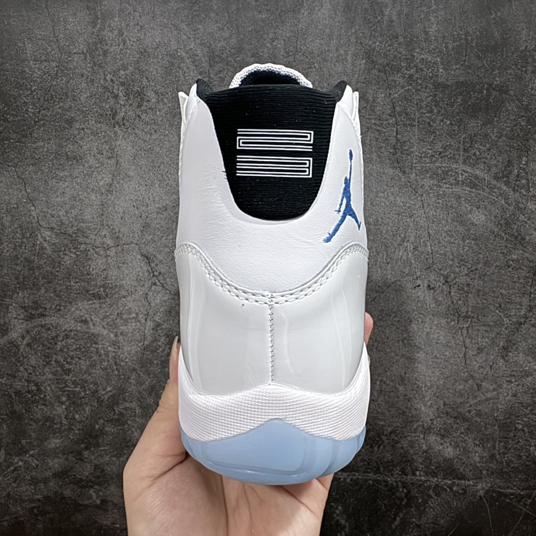 图片[4]-【xp纯原】Air Jordan 11 “Legend Blue” AJ11 传奇蓝 北卡蓝 2024年发售版 货号：CT8012-104nn台湾原厂牛津布，密度紧实，感光度高n领口定型与填充物饱和度完美契合n鞋身主材质均来自三本久sadisa 俗称原厂皮料n鞋身全电脑针车，针距固定，间距平行，转弯自然n蓝色电绣飞人LOGO，饱满自然n冰蓝水晶大底，色泽鲜艳，透光度高 台湾原产碳板n盒标立体标，内置感应芯片内里SIZE标，LNM代工厂n目前市场首个纯原版本 市场第一梯队品质 尺码：40-47.5 编码：XP500520-鞋库