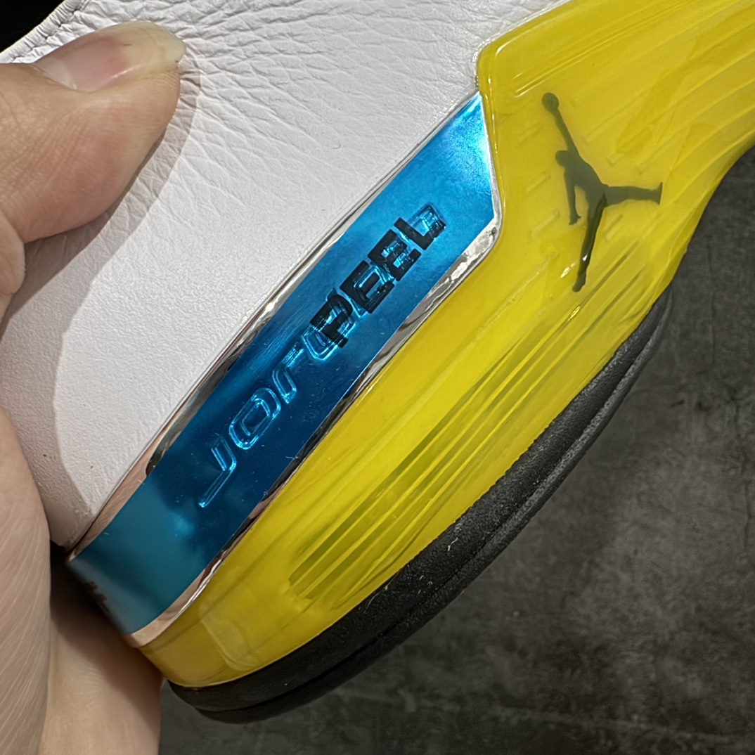 图片[2]-【莞产纯原】原厂渠道Air Jordan 17 Low “Lightning”Aj17白黑黄低帮闪电即将独家全码出货！原厂独家私模打造！原材料加持！ 尺码：40.5—47.5 货号：FJ0395-100 编码：BD700720-莆田鞋批发中心