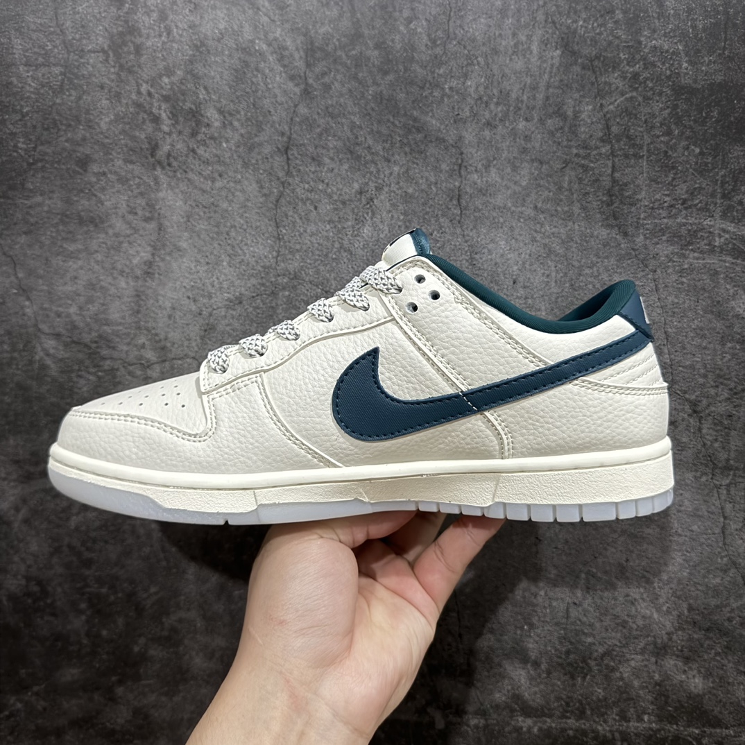 图片[2]-【定制版】Nike SB Dunk Low x Louis Vuitton 白藏青满天星n纯原大厂出品 极力推荐n原装头层材料 独家版型蒸餾加工n帶來的是更好的视觉和脚感体验n大厂纯原品质出货 清洁度 电绣工艺皮料切割干净无任何毛边 细节完美 官方货号：CF3688 004 尺码：36 36.5 37.5 38 38.5 39 40 40.5 41 42 42.5 43 44 44.5 45  编码：HXS320340-鞋库