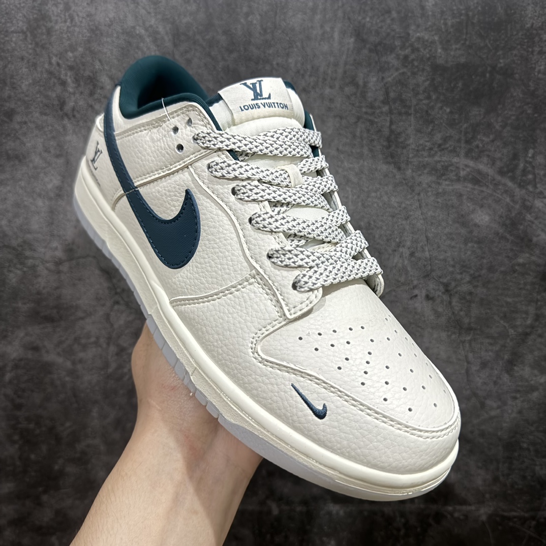 图片[3]-【定制版】Nike SB Dunk Low x Louis Vuitton 白藏青满天星n纯原大厂出品 极力推荐n原装头层材料 独家版型蒸餾加工n帶來的是更好的视觉和脚感体验n大厂纯原品质出货 清洁度 电绣工艺皮料切割干净无任何毛边 细节完美 官方货号：CF3688 004 尺码：36 36.5 37.5 38 38.5 39 40 40.5 41 42 42.5 43 44 44.5 45  编码：HXS320340-鞋库