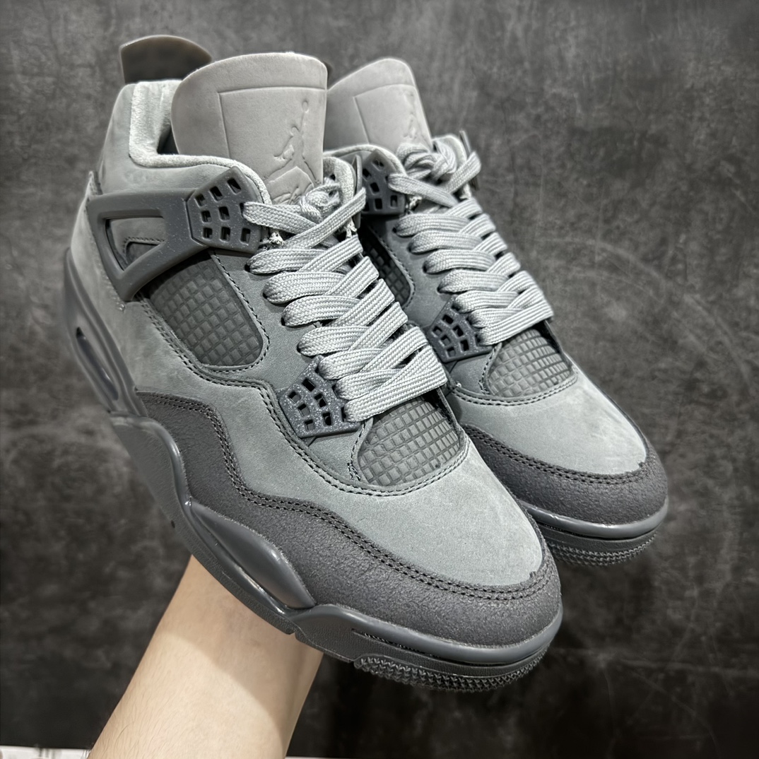 【莞产裁片】Air Jordan 4 Retro SE \”Smoke Grey\” 烟熏灰 AJ4 乔丹4代 aj4 乔4 巴黎奥运 灰黑 乔丹篮球鞋系列 FQ7928-001nn大厂出品 值得信赖的产品n原鞋开发 全鞋为原鞋一致原厂皮材质 质感满满n鞋型到位 正宗乔4的完美鞋型 鞋舌长度同步原鞋n原厂网格不打皱 鞋底有刷漆 正确电脑针车走线 超高裁边清洁度n值得入手零售的好货，优势价格主推💪🏻 尺码：40.5-47.5 编码：BD480500-莆田鞋批发中心