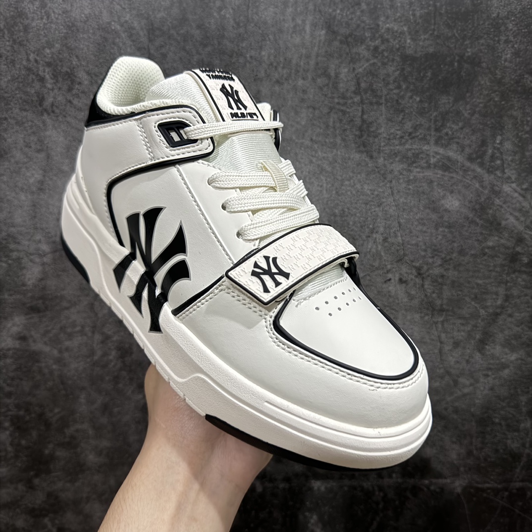 图片[3]-【PB过验版】MLB Chunky Liner Classic Monogarm中帮板鞋 韩国洋基队棒球联盟MLB NY网红老爹鞋 Korea韩国联名NY美国榄球纽约洋基队限定 几率过鉴定 韩国代购专供 左脚内置NFC感应 区别市面贴纸假芯片 MLB专用菱形双针中底布 重点细节中底布带注胶孔 原厂NFC感应吊牌 支持鉴定 一个两位数 原盒原标 全套原楦原纸板原厂数据开发 中韩文保养标贴 绿色防霉片 平台代购专供 独家一比一RB+MD组合大底 高频后跟小人Logo精准对位立体饱满 正确网布加超迁鞋面 转印中底走线紧密 转印Logo工艺表层防刮不掉色 尺码：35 36 36.5 37.5 38 38.5 39 40 40.5 41 42 42.5 43 44 44.5 45-选品中心