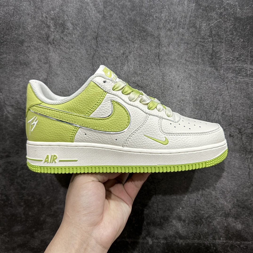 NikeAirForce1Low07xTravisScott苹果绿原楦头原纸板打造纯正低帮空军版型专注外