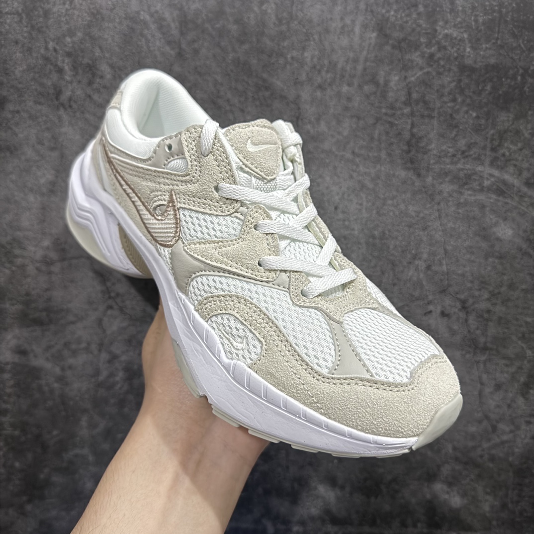 图片[3]-【公司级】耐克Nike  AL8\”Sail Light Bone\”系列低帮复古百搭厚底老爹风休闲运动慢跑鞋“米白骨白”FJ3794-102nn男女鞋真标半码制n原楦开发版型 采用环保绒面革与网织布鞋面材质n中底嵌入高密MD缓震物料 外置橡胶防滑底片❗️n又一款经典耐穿的老爹鞋来啦！nNike  AL8 运动鞋气垫缓震老爹鞋舒适有型，让你尽享畅动时光。该鞋款采用匠心设计，尽显流畅律动，为不同造型增添盎然意趣。舒适鞋底搭载 Air Max 技术，结合自然美学，缔造脚踏实地的出众体验。 尺码：36 36.5 37.5 38 38.5 39 40 40.5 41 42 42.5 43 44 44.5 45 编码：777250270-鞋库