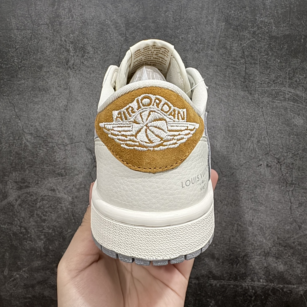 定制版TravisScottxFragmentDesignxJordanAirJordan1LowOGS