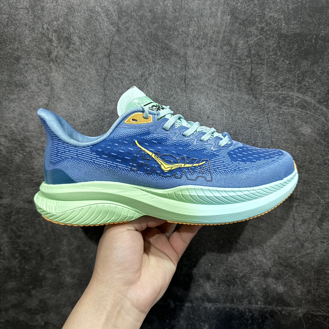 【公司级】美国新兴跑鞋品牌Hoka One One Mach 6 Low 马赫6代系列低帮全马竞速轻量透气网纱休闲运动慢跑鞋“网织黑灰白”nn男女鞋半码制n原楦开发纸版楦型n采用热熔工程贾卡网织鞋面材质n搭载轻量化全掌双密度超临界EVA材料发泡中底,脚感更软弹n外置防滑耐磨橡胶底片❗️升级全掌超临界中底界 尺码：36 36.5 37.5 38 38.5 39 40 40.5 41 42 42.5 43 44 44.5 45 46 编码：MZ230250-莆田鞋批发中心