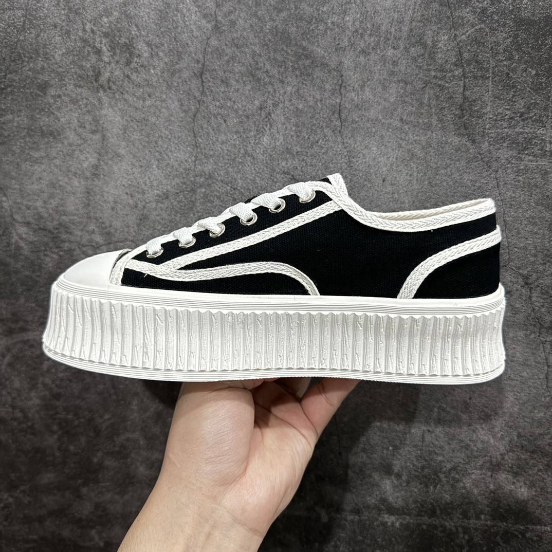 图片[2]-【广东纯原版本】香奈儿Chanel Creepers Canvas Mule Sneaker 饼干系列穆勒懒人一脚蹬厚底低帮帆布松糕休闲半拖板鞋“帆布黑白”nn女鞋广东原产n显腿长神器，高奢品牌n升级全套包装物及配件n采用全工艺透气纯棉帆布材质鞋面n拼接真皮及小羊皮乳胶脚垫n超轻IP一套模缓震大底❗️ 尺码：35-40 编码：KH250270-鞋库