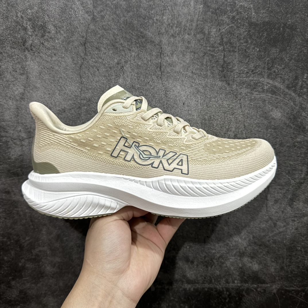 【超软底纯原版】美国新兴跑鞋品牌Hoka One One Mach 6 Low 马赫6代系列低帮全马竞速轻量透气网纱休闲运动慢跑鞋nn男女鞋半码制n原楦开发纸版楦型n采用热熔工程贾卡网织鞋面材质n搭载轻量化全掌双密度超临界EVA材料发泡中底,脚感更软弹n外置防滑耐磨橡胶底片❗️升级全掌超临界中底界 尺码：36 36.5 37.5 38 38.5 39 40 40.5 41 42 42.5 43 44 44.5 45 46 编码：NM240260-莆田鞋批发中心