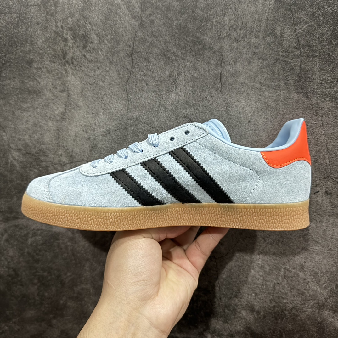 图片[2]-【正确版】adidas originals GAZELLE INDOOR 舒适休闲 防滑轻便 低帮 板鞋 蓝色 JI2076nn高端零售特供批次原厂定制长毛翻毛皮组合环保纤维革鞋面材质内置环保海玻璃鞋垫外置RB橡胶大底 产品品控稳定性领先行业原厂全套原楦原纸板冲刀磨具开发 原厂皮料加持原厂港宝加持定型后跟R度完美  尺码：35-45 编码：DZTB230250-鞋库