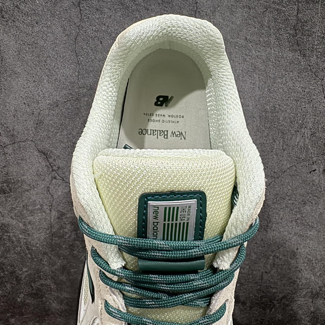 图片[8]-【R版】New Balance NB 990 V4 “Macadamia Nut”复古 百搭舒适 网布猪皮减震耐磨 低帮 休闲跑步鞋 男款 白绿鞋 U990GB4nn升级原楦原纸版数据开发版型n采用台产进口猪巴革组合网织鞋面材质n全新开发6层组合底模精密开发n中底嵌入碳板缓震及后跟嵌入TPU装饰条稳固 尺码：36 37 37.5 38 38.5 39 40 40.5 41.5 42 42.5 43 44 45 编码：LDS250270-鞋库