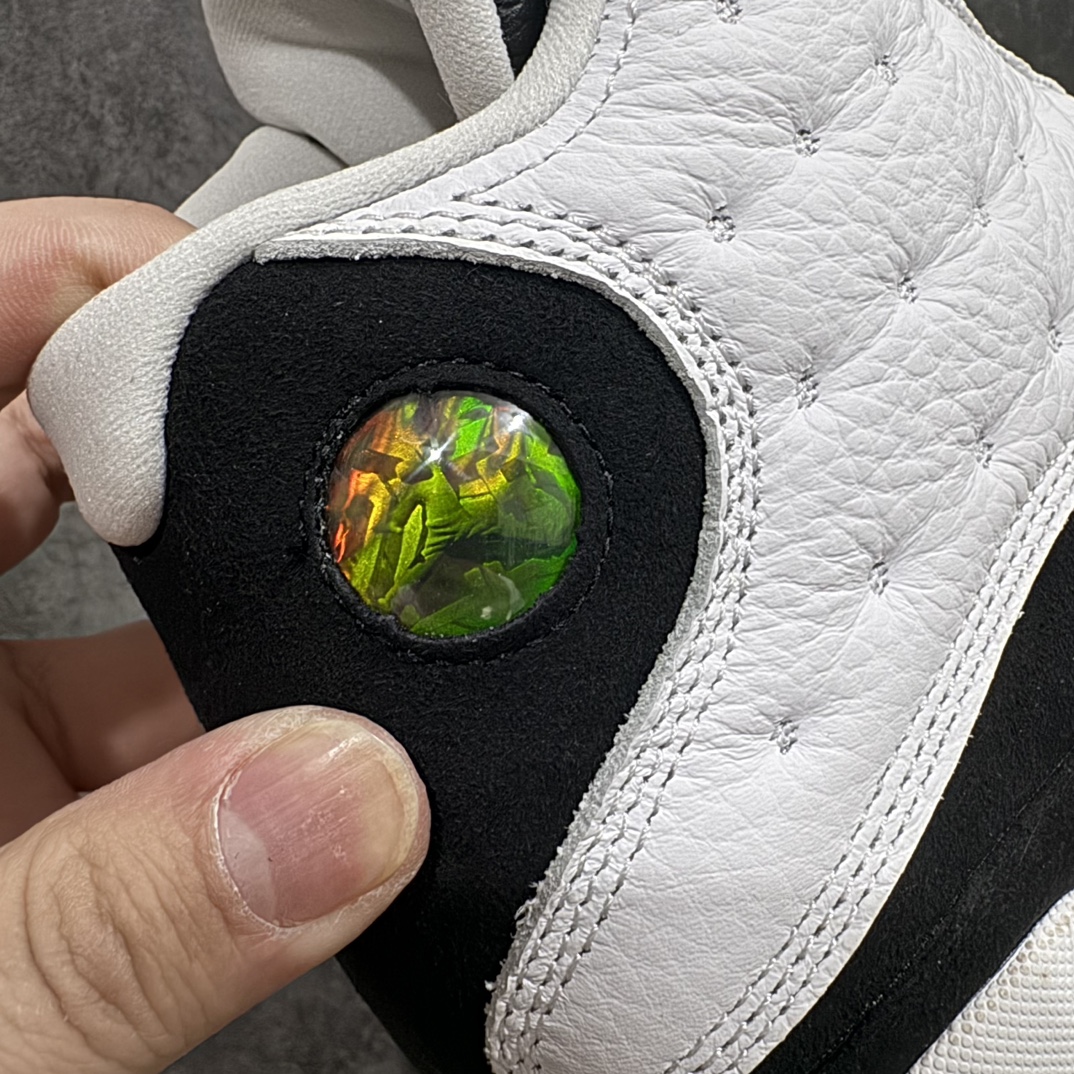 图片[2]-【DG2.0纯原】Air Jordan AJ13 Retro 黑白熊猫 414571-104n外贸特供批次 原楦原档案数据开模打造 公司渠道原装全息3D猫眼 原鞋开发 版型近乎零偏差 采购原厂皮料 LOGO五金部件高价开发私模 杜绝一眼假版本 原厂档案开模大底 共3层贴合工艺 三层中间加入海玻璃缓震鞋垫 大底采用进口一次MD而非市面二次MD低价原料成型 进口MD材料异味较少比原鞋还少 市面异味大刺鼻Size：40.5 41 42 42.5 43 44 44.5 45 46 47.5 48.5 编码：LJQ420450-鞋库