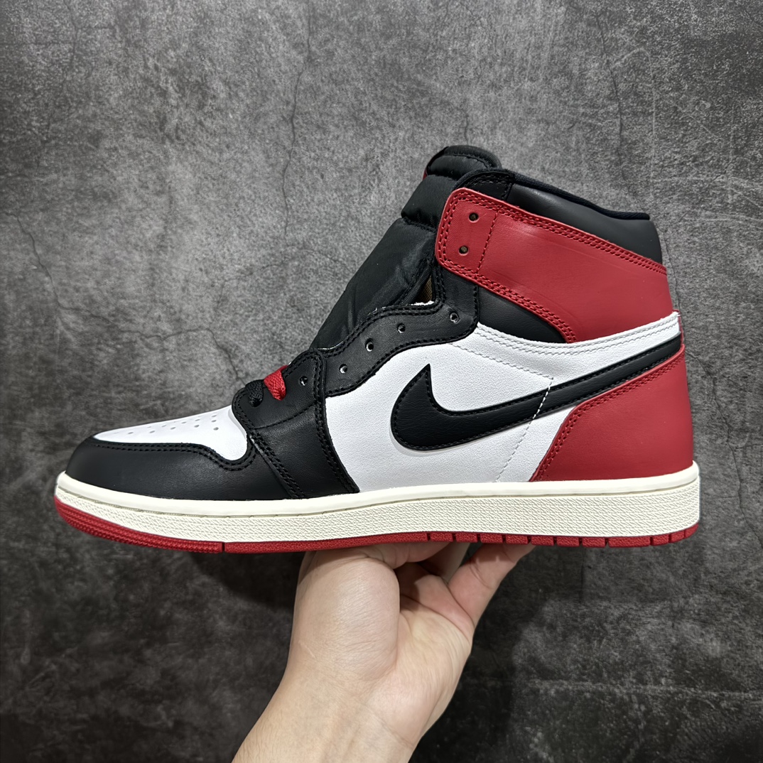 图片[2]-【DG纯原版】Air Jordan 1 High AJ1乔1高帮文化篮球鞋 DZ5485-106n莞产大厂品质 第一梯队n全鞋电脑针车 精确间距匹配国内顶级头层皮料订染 用料绝不含糊飞翼3D高频深度立体 全方位比对原鞋n皮料全程玻璃冲刀 冲裁 清洁度完美工艺方面漏斗收腰 底线拉帮 LOGO立体 小到针眼排布 载片对称 冲孔效果 鞋标规范 鞋垫背胶等等 Size：40 40.5 41.5 42 42.5 43 44 45 46 47.5 编码：X10430450-鞋库