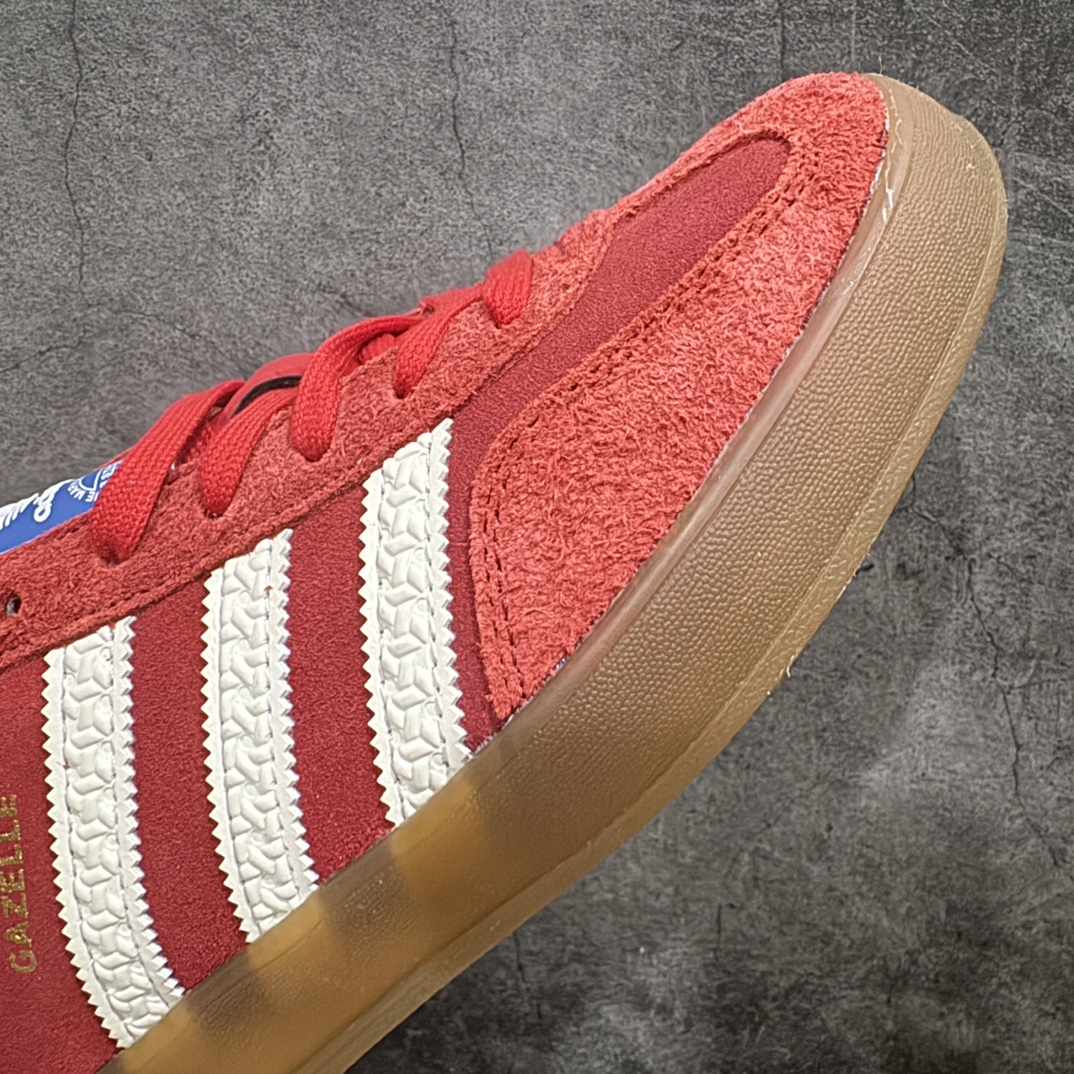 图片[6]-【T版纯原跑量】AD Original Gazelle Indoor Trainers 瞪羚室内鞋系列低帮复古百搭休闲运动德训风板鞋 IF1808nn同价位中品质最佳 最优选择版本n原厂翻毛皮料 翻毛效果 卡色与原版无差别n正确半透大底  大底厚度质感比市面好很多n完美版型 实拍可感受 随意对比可匹敌任何价位品质 全套原纸板楦头开发 每道工序同步公司流程 确保原汁原味n中底原厂特供纳米纤维板 区别市面劣质纸板中底原厂海玻璃鞋垫 中置乳胶足弓支撑垫 正确3/2横条宽版背胶一比一鞋头弧度高度鞋身弧度 烫金亮度高频深浅同步原鞋n 原厂港宝加持定型后跟R度完美 原厂高频磨具加持 Logo字体 凹凸明显 轮廓分明 描漆定位精准 三道杠为尖角45°锯齿状 高频立体感很强 区别圆形锯齿 已最大程度还原公司 欢迎对比SIZE：35.5 36 36.5 37 38 38.5 39 40 40.5 41 42 42.5 43 44 44.5 45 编码：HJ200220-鞋库