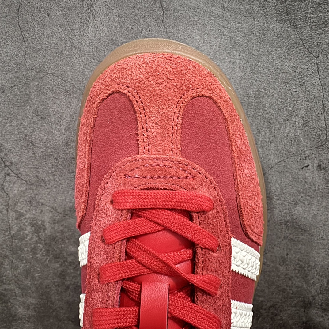 图片[5]-【T版纯原跑量】AD Original Gazelle Indoor Trainers 瞪羚室内鞋系列低帮复古百搭休闲运动德训风板鞋 IF1808nn同价位中品质最佳 最优选择版本n原厂翻毛皮料 翻毛效果 卡色与原版无差别n正确半透大底  大底厚度质感比市面好很多n完美版型 实拍可感受 随意对比可匹敌任何价位品质 全套原纸板楦头开发 每道工序同步公司流程 确保原汁原味n中底原厂特供纳米纤维板 区别市面劣质纸板中底原厂海玻璃鞋垫 中置乳胶足弓支撑垫 正确3/2横条宽版背胶一比一鞋头弧度高度鞋身弧度 烫金亮度高频深浅同步原鞋n 原厂港宝加持定型后跟R度完美 原厂高频磨具加持 Logo字体 凹凸明显 轮廓分明 描漆定位精准 三道杠为尖角45°锯齿状 高频立体感很强 区别圆形锯齿 已最大程度还原公司 欢迎对比SIZE：35.5 36 36.5 37 38 38.5 39 40 40.5 41 42 42.5 43 44 44.5 45 编码：HJ200220-莆田鞋批发中心