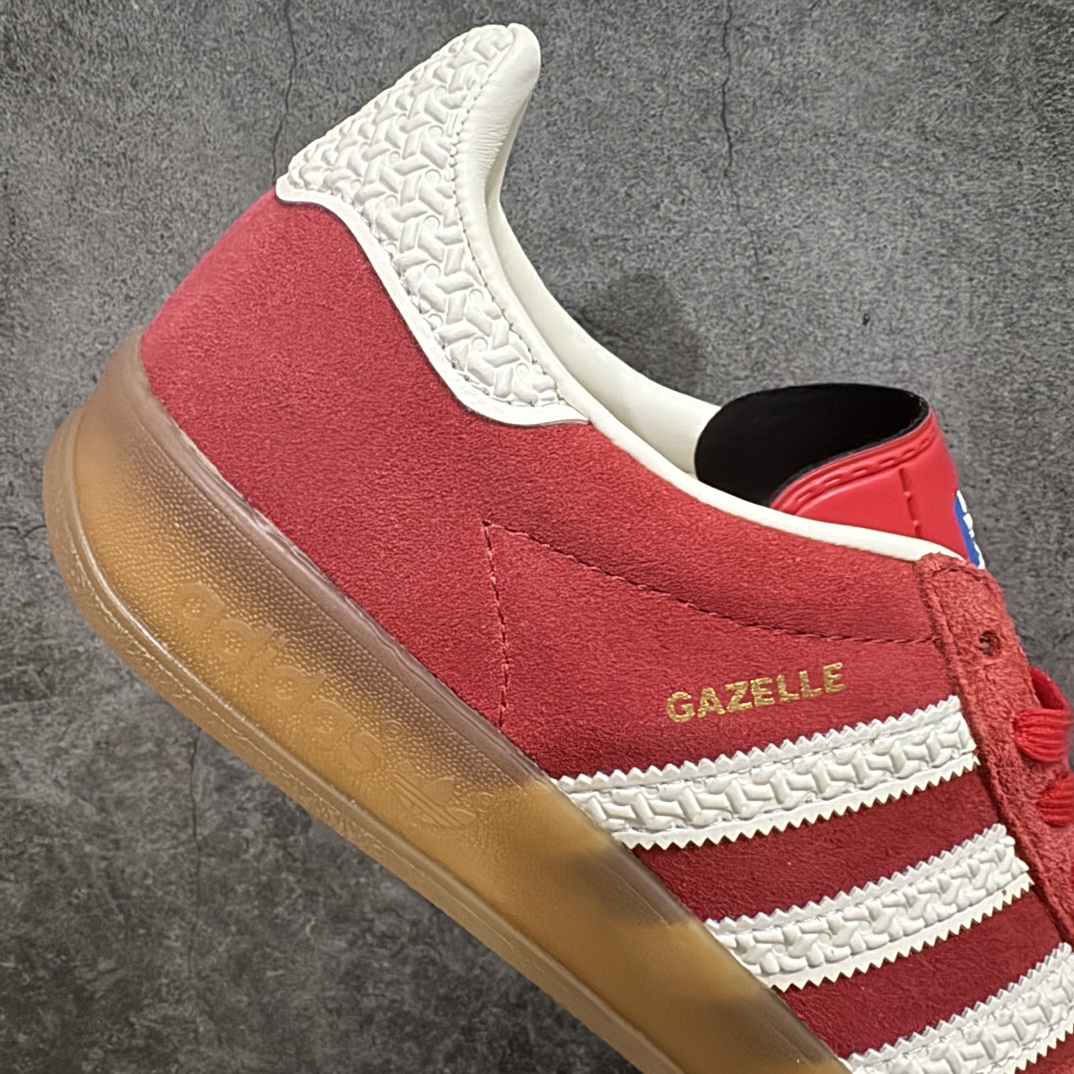 图片[7]-【T版纯原跑量】AD Original Gazelle Indoor Trainers 瞪羚室内鞋系列低帮复古百搭休闲运动德训风板鞋 IF1808nn同价位中品质最佳 最优选择版本n原厂翻毛皮料 翻毛效果 卡色与原版无差别n正确半透大底  大底厚度质感比市面好很多n完美版型 实拍可感受 随意对比可匹敌任何价位品质 全套原纸板楦头开发 每道工序同步公司流程 确保原汁原味n中底原厂特供纳米纤维板 区别市面劣质纸板中底原厂海玻璃鞋垫 中置乳胶足弓支撑垫 正确3/2横条宽版背胶一比一鞋头弧度高度鞋身弧度 烫金亮度高频深浅同步原鞋n 原厂港宝加持定型后跟R度完美 原厂高频磨具加持 Logo字体 凹凸明显 轮廓分明 描漆定位精准 三道杠为尖角45°锯齿状 高频立体感很强 区别圆形锯齿 已最大程度还原公司 欢迎对比SIZE：35.5 36 36.5 37 38 38.5 39 40 40.5 41 42 42.5 43 44 44.5 45 编码：HJ200220-鞋库