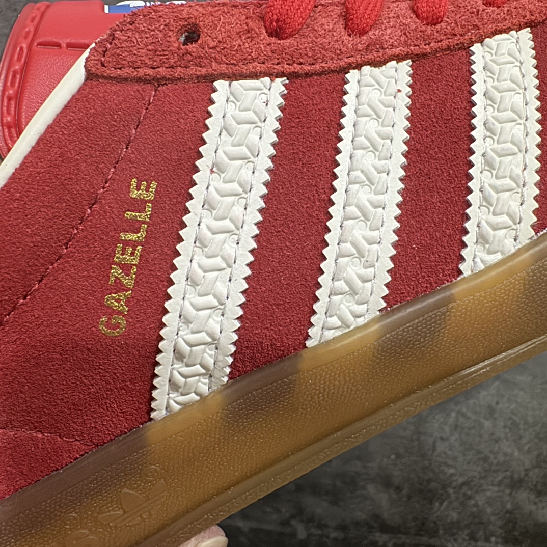 图片[5]-【T版纯原跑量】AD Original Gazelle Indoor Trainers 瞪羚室内鞋系列低帮复古百搭休闲运动德训风板鞋 IF1808nn同价位中品质最佳 最优选择版本n原厂翻毛皮料 翻毛效果 卡色与原版无差别n正确半透大底  大底厚度质感比市面好很多n完美版型 实拍可感受 随意对比可匹敌任何价位品质 全套原纸板楦头开发 每道工序同步公司流程 确保原汁原味n中底原厂特供纳米纤维板 区别市面劣质纸板中底原厂海玻璃鞋垫 中置乳胶足弓支撑垫 正确3/2横条宽版背胶一比一鞋头弧度高度鞋身弧度 烫金亮度高频深浅同步原鞋n 原厂港宝加持定型后跟R度完美 原厂高频磨具加持 Logo字体 凹凸明显 轮廓分明 描漆定位精准 三道杠为尖角45°锯齿状 高频立体感很强 区别圆形锯齿 已最大程度还原公司 欢迎对比SIZE：35.5 36 36.5 37 38 38.5 39 40 40.5 41 42 42.5 43 44 44.5 45 编码：HJ200220-莆田鞋批发中心