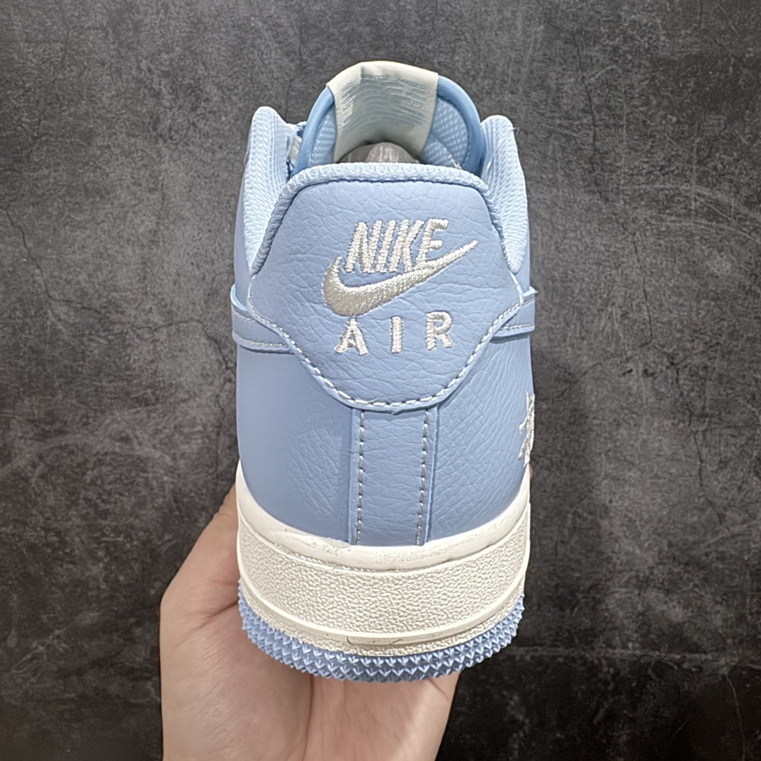 图片[4]-【公司级】Nk Air Force 1\’07 Low 斯图西联名-晴天蓝 空军一号低帮休闲板鞋 BB9599-201rn原楦头原纸板 原装鞋盒 定制五金配件 内置全掌气垫 原厂鞋底 r 尺码：36 36.5 37.5 38 38.5 39 40 40.5 41 42 42.5 43 44 44.5 45 编码：LF310320-鞋库