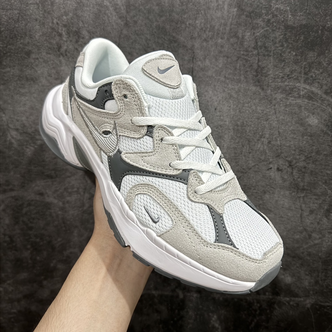 图片[3]-【公司级】耐克Nike  AL8\”Sail Light Bone\”系列低帮复古百搭厚底老爹风休闲运动慢跑鞋“灰白”FJ3794-101nn男女鞋真标半码制n原楦开发版型 采用环保绒面革与网织布鞋面材质n中底嵌入高密MD缓震物料 外置橡胶防滑底片❗️n又一款经典耐穿的老爹鞋来啦！nNike  AL8 运动鞋气垫缓震老爹鞋舒适有型，让你尽享畅动时光。该鞋款采用匠心设计，尽显流畅律动，为不同造型增添盎然意趣。舒适鞋底搭载 Air Max 技术，结合自然美学，缔造脚踏实地的出众体验。 尺码：36 36.5 37.5 38 38.5 39 40 40.5 41 42 42.5 43 44 44.5 45 编码：CC240260-鞋库