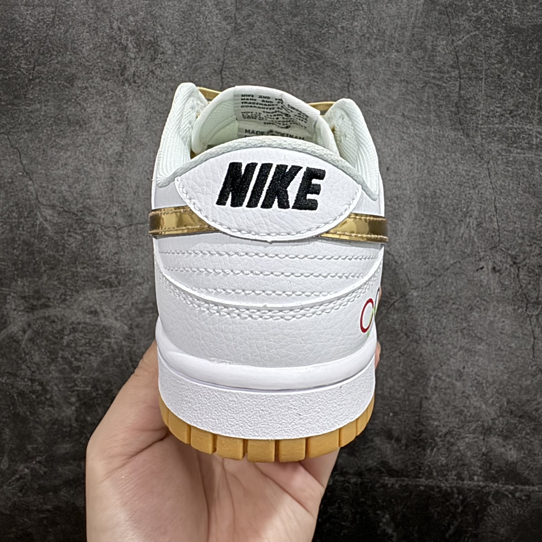 图片[4]-【创意定制版】NIKE SB Dunk Low Pro 奥林匹克奥运会白金nn原装头层材料 独家版型蒸餾加工n帶來的是更好的视觉和脚感体验n大厂纯原品质出货 清洁度 电绣工艺皮料切割干净无任何毛边 细节完美官方货号：GU2024-190 尺码：36 36.5 37.5 38 38.5 39 40 40.5 41 42 42.5 43 44 44.5 45 编码：CC230260-莆田鞋批发中心