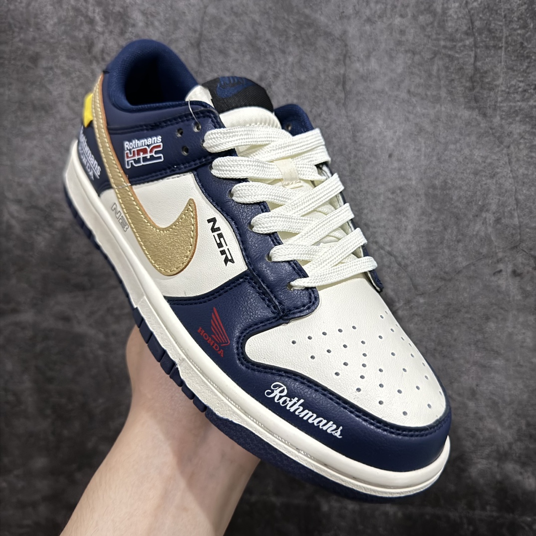 图片[3]-【创意定制版】NIKE SB Dunk Low Pro 摩托商标联名nn原装头层材料 独家版型蒸餾加工n帶來的是更好的视觉和脚感体验n大厂纯原品质出货 清洁度 电绣工艺皮料切割干净无任何毛边 细节完美官方货号：MG0873-025 尺码：36 36.5 37.5 38 38.5 39 40 40.5 41 42 42.5 43 44 44.5 45 编码：CC230260-莆田鞋批发中心