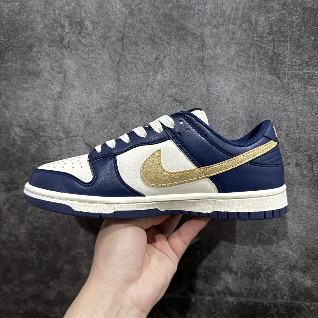 图片[2]-【创意定制版】NIKE SB Dunk Low Pro 摩托商标联名nn原装头层材料 独家版型蒸餾加工n帶來的是更好的视觉和脚感体验n大厂纯原品质出货 清洁度 电绣工艺皮料切割干净无任何毛边 细节完美官方货号：MG0873-025 尺码：36 36.5 37.5 38 38.5 39 40 40.5 41 42 42.5 43 44 44.5 45 编码：CC230260-莆田鞋批发中心