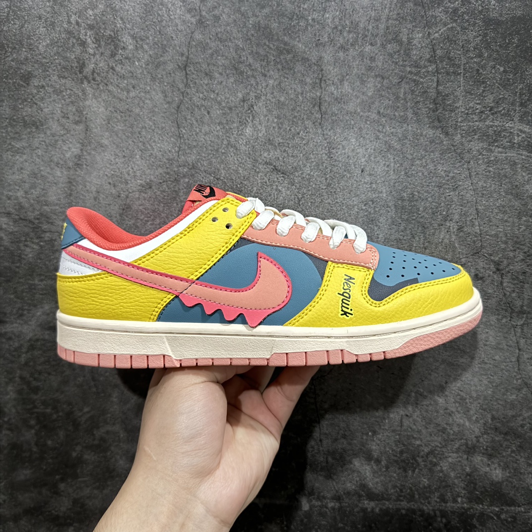 【创意定制版】NIKE SB Dunk Low Pro奶油nn原装头层材料 独家版型蒸餾加工n帶來的是更好的视觉和脚感体验n大厂纯原品质出货 清洁度 电绣工艺皮料切割干净无任何毛边 细节完美官方货号：MG7175-026 尺码：36 36.5 37.5 38 38.5 39 40 40.5 41 42 42.5 43 44 44.5 45 编码：CC230260-莆田鞋批发中心