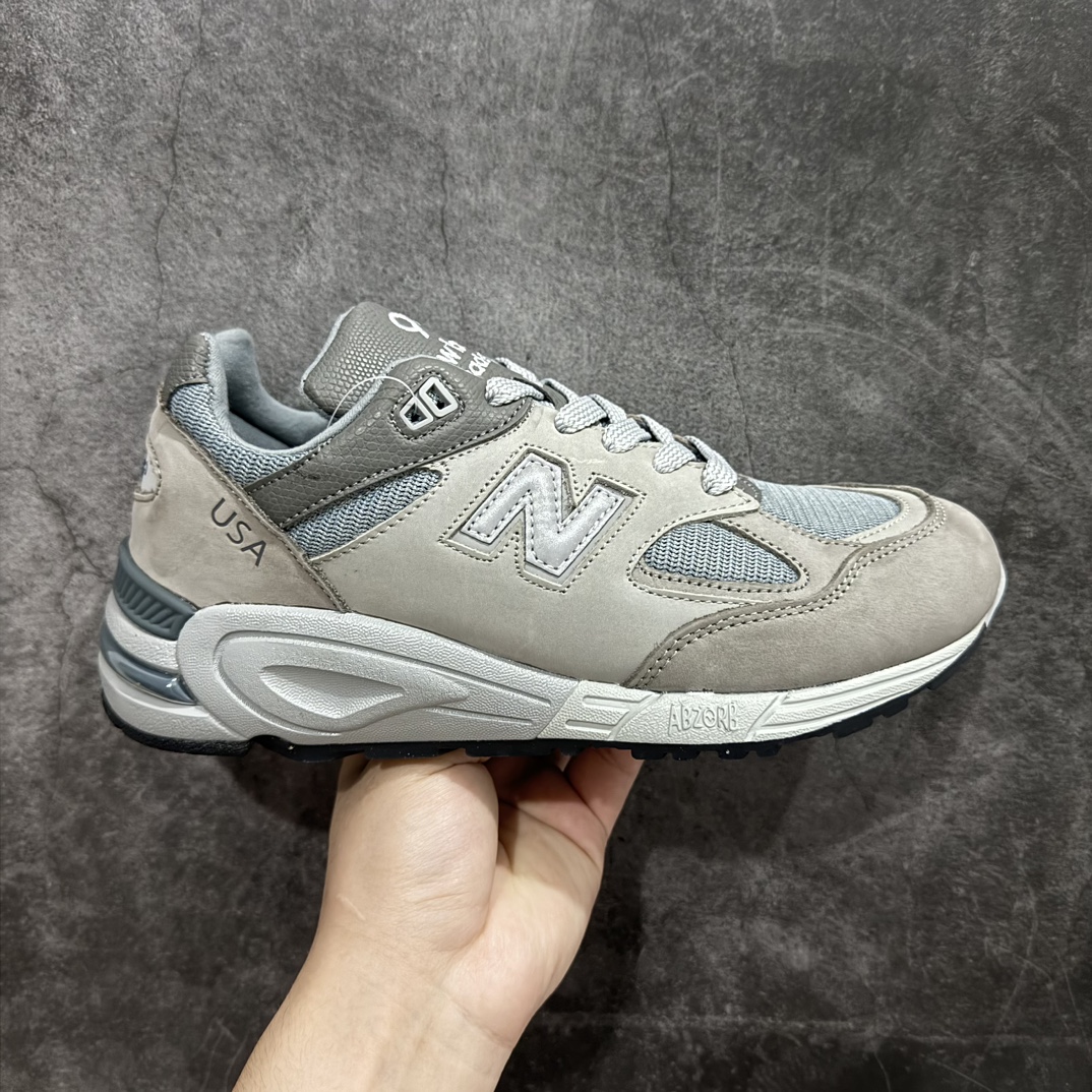 【K版纯原】NB990V2 蓝灰M990WT2  美产 WTAPS x New Balance 990V2 NB990V2 复古轻便透气低帮跑步鞋男女同款 纯原级别 原鞋开模 原材料打造 质感非常厚实‼ 尺码：36 37 37.5 38 38.5 39.5 40 40.5 41.5 42 42.5 43 44 44.5 45 编码：HXS320340-鞋库