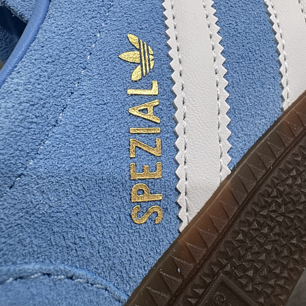 图片[2]-【Top纯原版】Adidas Handball Spezial  阿迪达斯经典款反毛皮复古休闲板鞋 蓝白生胶 BD7632nn大厂出品 原厂材料打造 天花板品质 区别市场货n原厂原档案开发出品 皮料切割干净无任何毛边鞋型细节完美 超高清洁度 市场最高版本  尺码：36 36.5 37 38 38.5 39 40 40.5 41 42 42.5 43 44 44.5 45 编码：TOP240260-莆田鞋批发中心