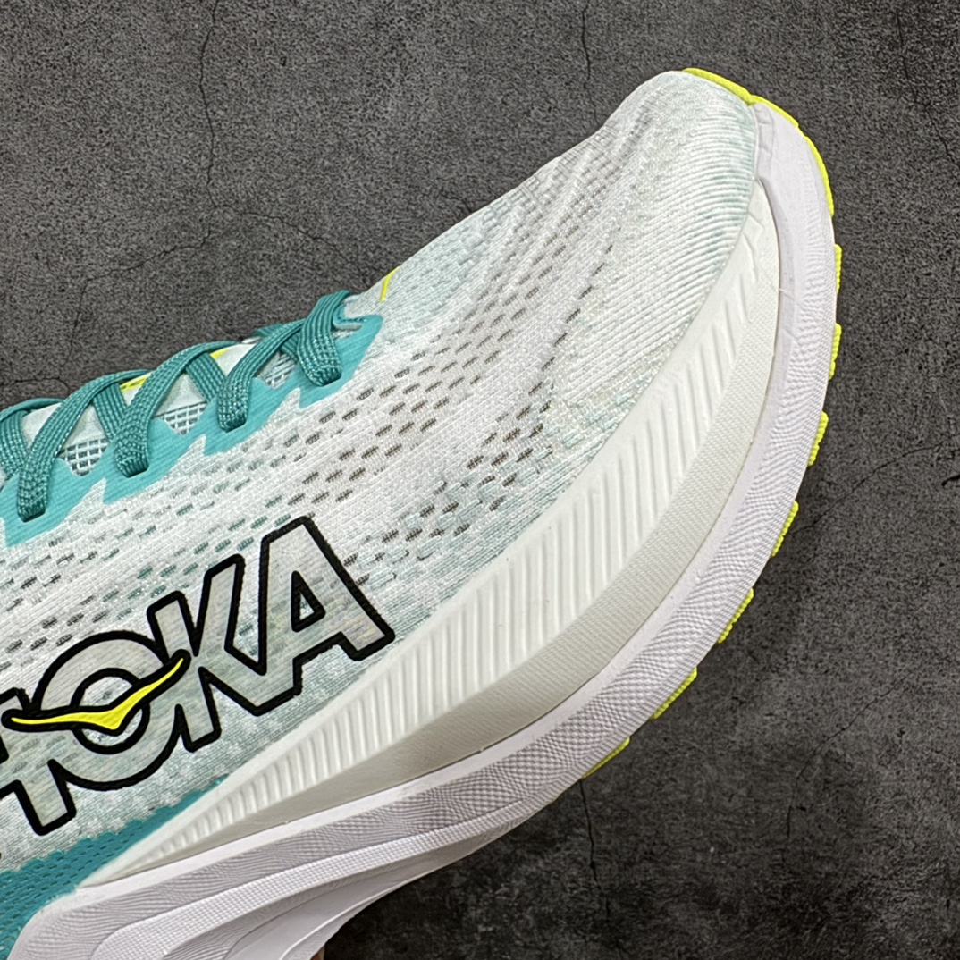 图片[6]-【纯原组合底】HOKA ONE ONE Mach X 马赫十代舒适百搭透气低帮跑步鞋nHOKA ONE ONE 是来自美国的跑步鞋知名品牌 创立于2009年 始终致力于为所有跑者提供更新、更好的跑步装备 相比常规跑鞋 HOKA ONE ONE特别研发使用性能独特的几何形跑鞋中底 此种鞋底更厚、更高、回弹性也更好 除了卓越的缓冲性能 它还能为各种阶段的跑者带来更具动感、更加稳定的跑步体验 HOKA ONE ONE从设计之初就清楚意识到 要保证跑者步幅的均匀一致 双脚自然而然的运动至关重要nSIZE：36 36.5 37.5 38 38.5 39 40 40.5 41 42 42.5 43 44 44.5 45 编码：DS250270-莆田鞋批发中心